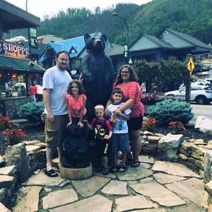 Meet your Posher, Amber